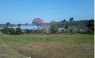EXCELENTE PROPIEDAD DE 7 HECTÁREAS SOBRE RÍO EN LORETO, DEPARTAMENTO CANDELARIA PCIA. DE MISIONES