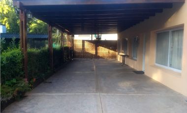 Chalet 5 ambientes con parque. Zona Bosque de Peralta Ramos