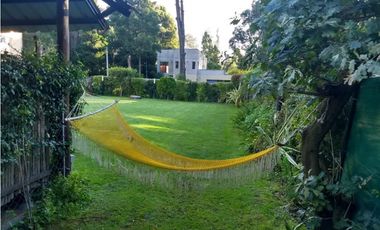 Chalet 5 ambientes con parque. Zona Bosque de Peralta Ramos