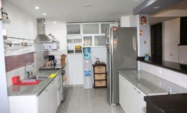 Chalet 5 ambientes con parque. Zona Bosque de Peralta Ramos