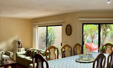 SE RENTA HERMOSA CASA EN LOMAS 3ra