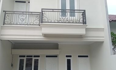 Cluster mewah 2 lantai murah dijagakarsa,Jaksel