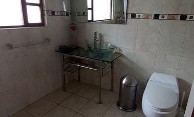 Venta de casa valle de los chillos