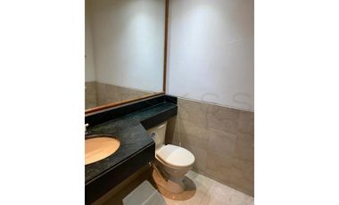 oficina en arriendo/venta en quinta camacho. Cod A7589