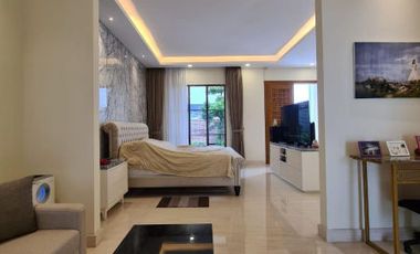 DIJUAL RUMAH MEWAH MODERN at Jl PONDOK HIJAU, PONDOK INDAH