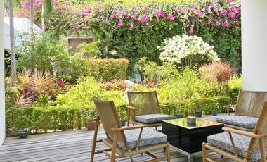 For Sale A Luxury Beacfront Villa in Candidasa, Bali