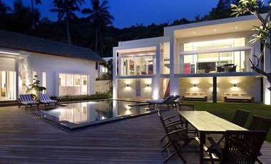 For Sale A Luxury Beacfront Villa in Candidasa, Bali