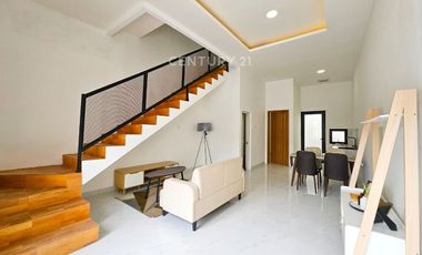 Dijual Rumah Cantk Di Bolevard Hijau Kota Harapan Indah