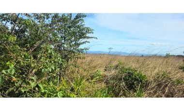 VENDO LOTE COMERCIAL EN BQOUETE