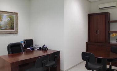 Edificio de lujo  en Avenida Tepopazolco ideal corporativo