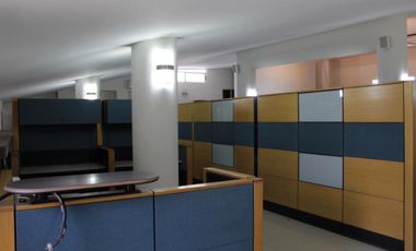 Edificio de lujo  en Avenida Tepopazolco ideal corporativo