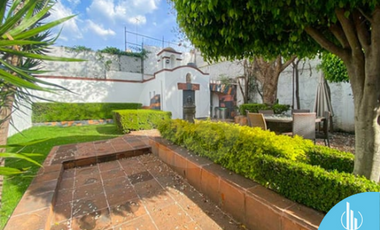 Casa en condominio en venta en San Juan Tepepan