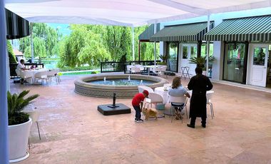 ESPECTACULAR CONDOMINIO 90MIL M2: LAGOS, CASA CLUB, SPA, TENIS, PÁDEL, ALBERCA.