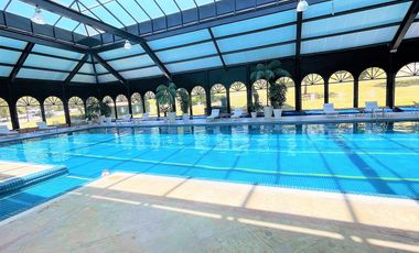 ESPECTACULAR CONDOMINIO 90MIL M2: LAGOS, CASA CLUB, SPA, TENIS, PÁDEL, ALBERCA.