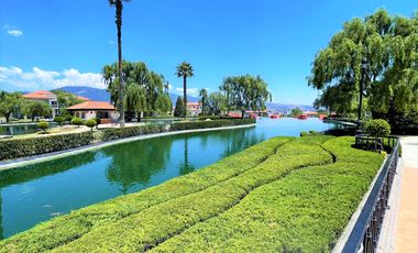 ESPECTACULAR CONDOMINIO 90MIL M2: LAGOS, CASA CLUB, SPA, TENIS, PÁDEL, ALBERCA.