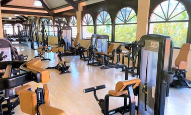 ESPECTACULAR CONDOMINIO 90MIL M2: LAGOS, CASA CLUB, SPA, TENIS, PÁDEL, ALBERCA.