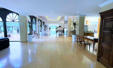 ESPECTACULAR CONDOMINIO 90MIL M2: LAGOS, CASA CLUB, SPA, TENIS, PÁDEL, ALBERCA.