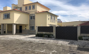 En VENTA... Hermosa Residencia en Metepec.