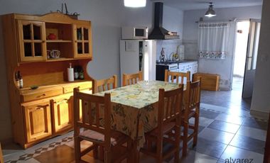 Dúplex en venta de 2 dormitorios c/ cochera en Las Toninas