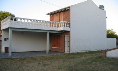 Dúplex en venta de 2 dormitorios c/ cochera en Las Toninas