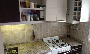 DEPARTAMENTO AMUEBLADO - MORON CENTRO