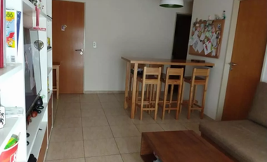 DEPARTAMENTO AMUEBLADO - MORON CENTRO