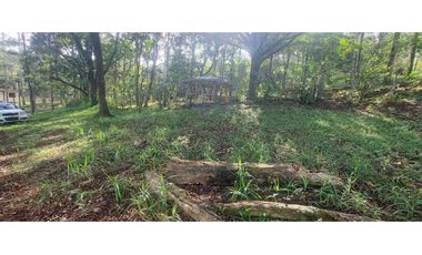 TERRENO CON CASA EN ALTOS DE CERRO AZUL 1323 m2