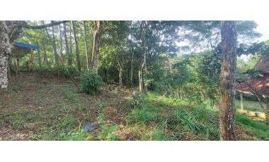 TERRENO CON CASA EN ALTOS DE CERRO AZUL 1323 m2