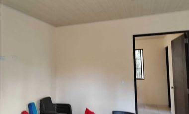 TERRENO CON CASA EN ALTOS DE CERRO AZUL 1323 m2