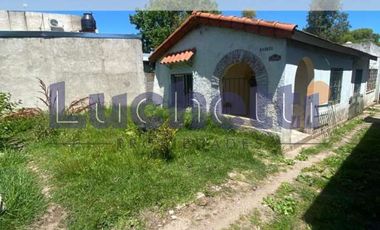 Casa con Departamento en venta en Punta Lara