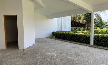 Bungalow en venta, en Lomas de Cocoyoc