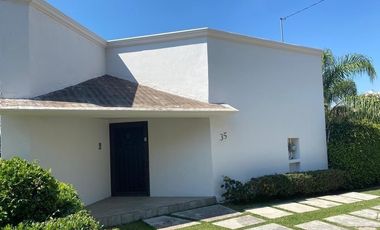 Bungalow en venta, en Lomas de Cocoyoc