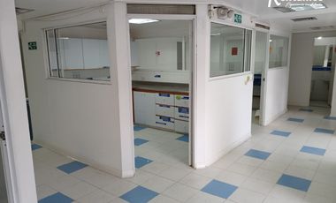 oficina en arriendo en centro. Cod A775400