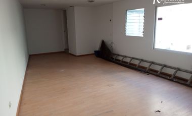 oficina en arriendo en centro. Cod A775400