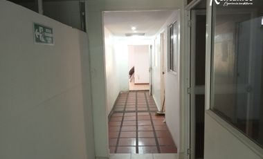 oficina en arriendo en centro. Cod A775400