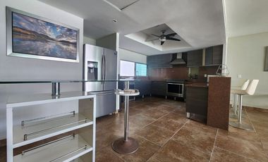 Departamento sobre Playa en la Bahía de Acapulco