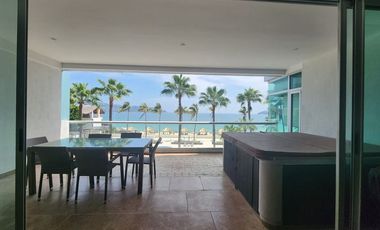 Departamento sobre Playa en la Bahía de Acapulco