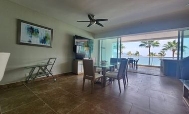 Departamento sobre Playa en la Bahía de Acapulco