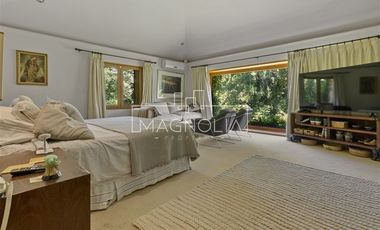 Casa en venta de 4 dorm. en El Arrayan