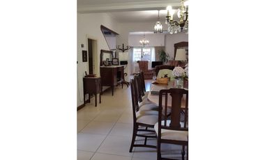 CHALET 4 AMBIENTES EN VENTA MAR DEL PLATA