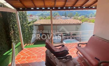 casa en venta en centro. Cod V103457