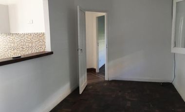 Casa PH complejo de 4 dptos