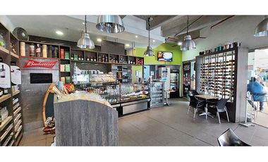 Local comercial en la transversal intermedia