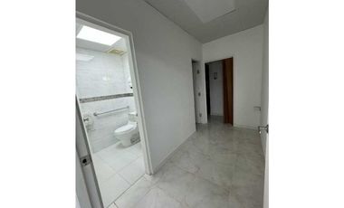 OFICINA EN CALLE 50 PH TORRE CREDICOR BANK 200M2 EDIFICIO INTELIGENTE