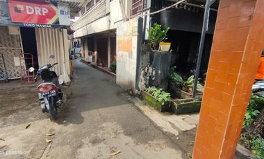 Rumah Hitung Tanah Bekas Kontrakan daerah Cibubur Jakarta Timur