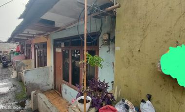 Rumah Hitung Tanah Bekas Kontrakan daerah Cibubur Jakarta Timur