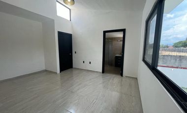 CASA NUEVA CON ALBERCA, A 10 MIN DE TLAYACAPAN Y OAXTEPEC, MORELOS