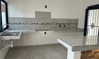 CASA NUEVA CON ALBERCA, A 10 MIN DE TLAYACAPAN Y OAXTEPEC, MORELOS