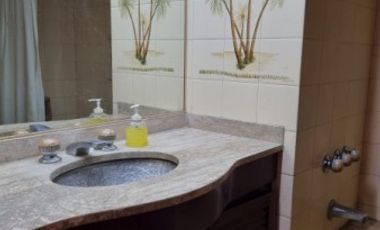 chalet en lote propio con parque