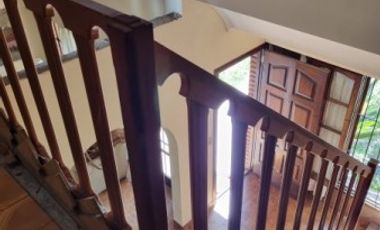 chalet en lote propio con parque